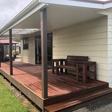 Greymouth Seaside Top 10 Holiday Park Habitación foto